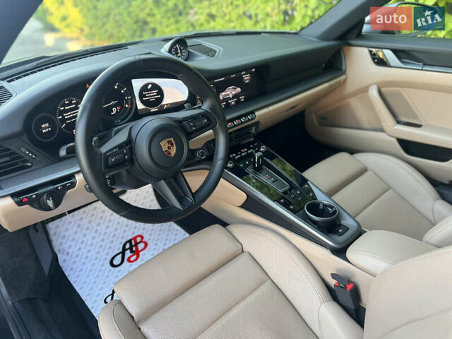 Серый Порше 911, объемом двигателя 2.98 л и пробегом 29 тыс. км за 115000 $, фото 46 на Automoto.ua