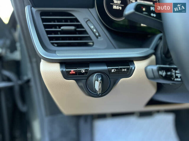 Серый Порше 911, объемом двигателя 2.98 л и пробегом 29 тыс. км за 115000 $, фото 60 на Automoto.ua