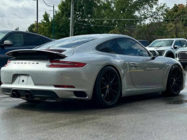 Серый Порше 911, объемом двигателя 3 л и пробегом 42 тыс. км за 55000 $, фото 5 на Automoto.ua