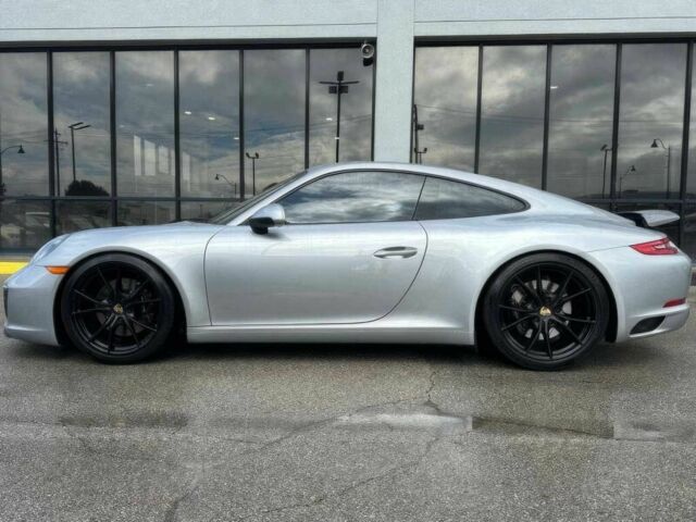 Серый Порше 911, объемом двигателя 3 л и пробегом 42 тыс. км за 55000 $, фото 4 на Automoto.ua