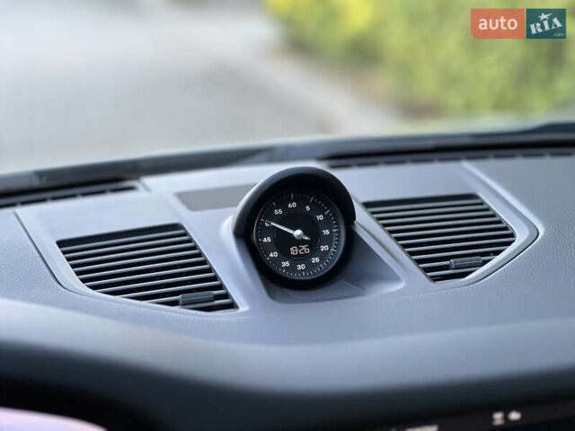 Серый Порше 911, объемом двигателя 2.98 л и пробегом 29 тыс. км за 115000 $, фото 58 на Automoto.ua