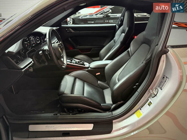 Серый Порше 911, объемом двигателя 2.98 л и пробегом 29 тыс. км за 150000 $, фото 9 на Automoto.ua