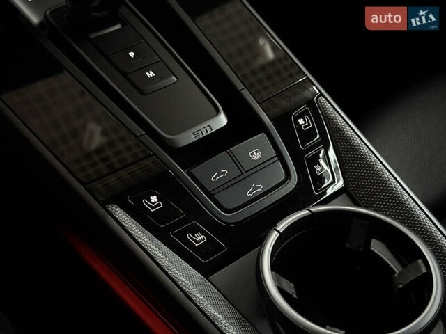 Серый Порше 911, объемом двигателя 2.98 л и пробегом 29 тыс. км за 150000 $, фото 17 на Automoto.ua