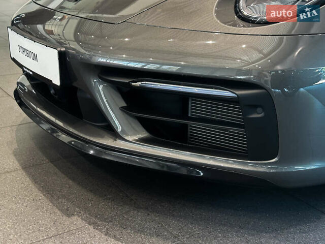 Серый Порше 911, объемом двигателя 2.98 л и пробегом 18 тыс. км за 175000 $, фото 9 на Automoto.ua