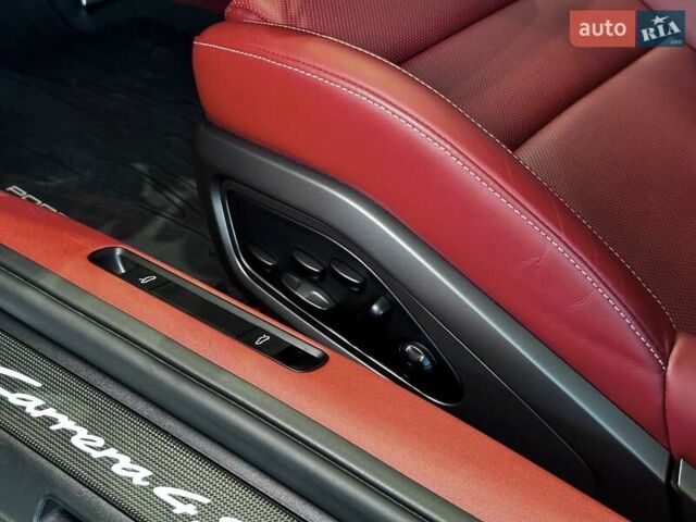Серый Порше 911, объемом двигателя 2.98 л и пробегом 18 тыс. км за 175000 $, фото 20 на Automoto.ua