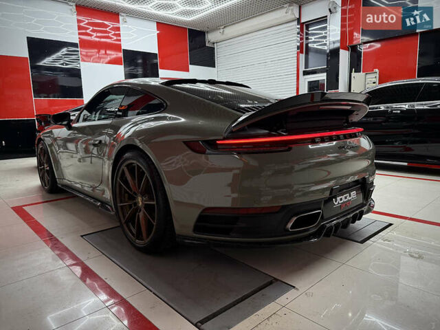 Серый Порше 911, объемом двигателя 2.98 л и пробегом 29 тыс. км за 150000 $, фото 5 на Automoto.ua