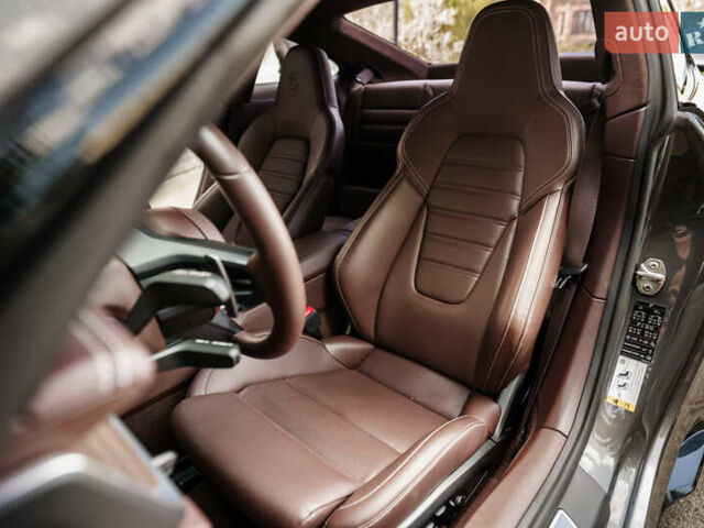 Сірий Порше 911, об'ємом двигуна 3.75 л та пробігом 26 тис. км за 305000 $, фото 14 на Automoto.ua