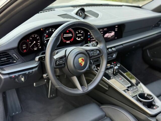 Серый Порше 911, объемом двигателя 3 л и пробегом 7 тыс. км за 200000 $, фото 6 на Automoto.ua