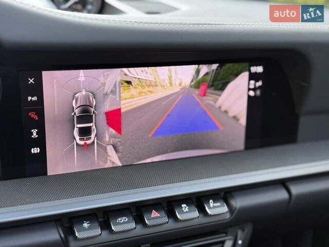 Серый Порше 911, объемом двигателя 3 л и пробегом 7 тыс. км за 200000 $, фото 20 на Automoto.ua