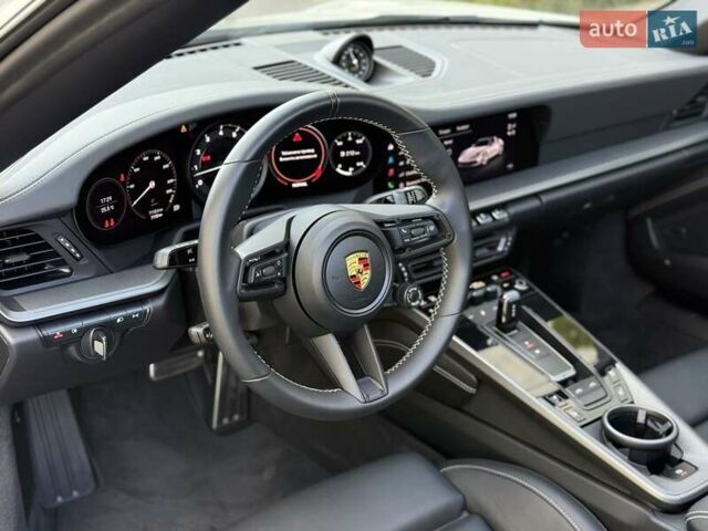 Серый Порше 911, объемом двигателя 3 л и пробегом 7 тыс. км за 200000 $, фото 17 на Automoto.ua