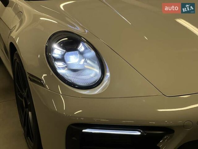 Серый Порше 911, объемом двигателя 2.98 л и пробегом 12 тыс. км за 217636 $, фото 13 на Automoto.ua