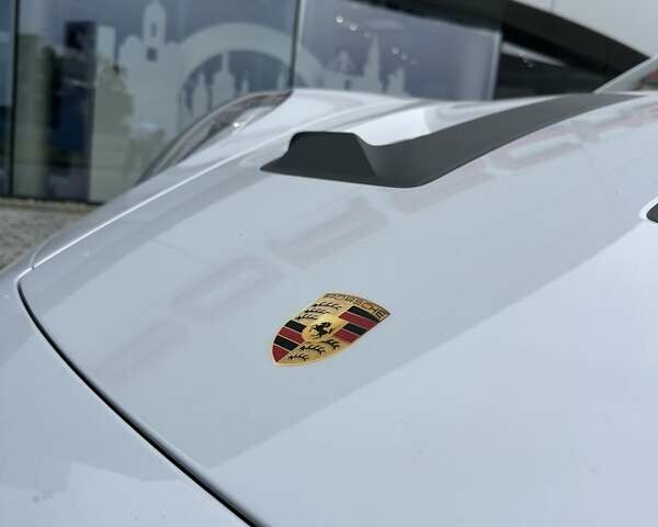 Серый Порше 911, объемом двигателя 4 л и пробегом 1 тыс. км за 398000 $, фото 22 на Automoto.ua