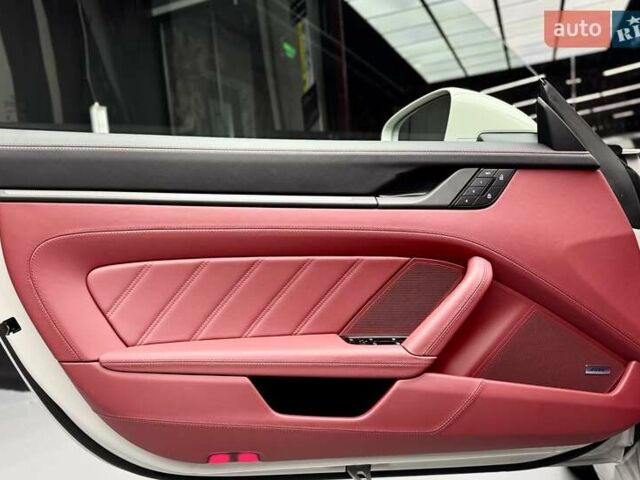 Серый Порше 911, объемом двигателя 3.6 л и пробегом 1 тыс. км за 297700 $, фото 22 на Automoto.ua