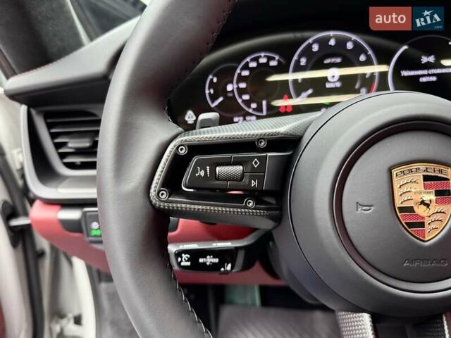 Серый Порше 911, объемом двигателя 3.6 л и пробегом 1 тыс. км за 297700 $, фото 29 на Automoto.ua