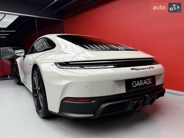 Серый Порше 911, объемом двигателя 3.6 л и пробегом 1 тыс. км за 297700 $, фото 17 на Automoto.ua