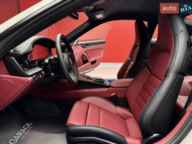 Серый Порше 911, объемом двигателя 3.6 л и пробегом 1 тыс. км за 297700 $, фото 23 на Automoto.ua