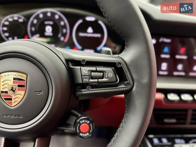 Серый Порше 911, объемом двигателя 3.6 л и пробегом 1 тыс. км за 297700 $, фото 30 на Automoto.ua