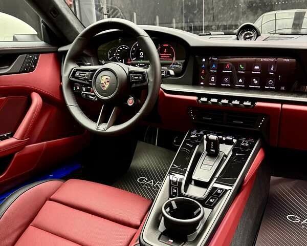 Серый Порше 911, объемом двигателя 3.6 л и пробегом 1 тыс. км за 297700 $, фото 33 на Automoto.ua