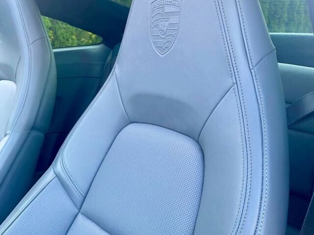 Серый Порше 911, объемом двигателя 0 л и пробегом 10 тыс. км за 131409 $, фото 7 на Automoto.ua