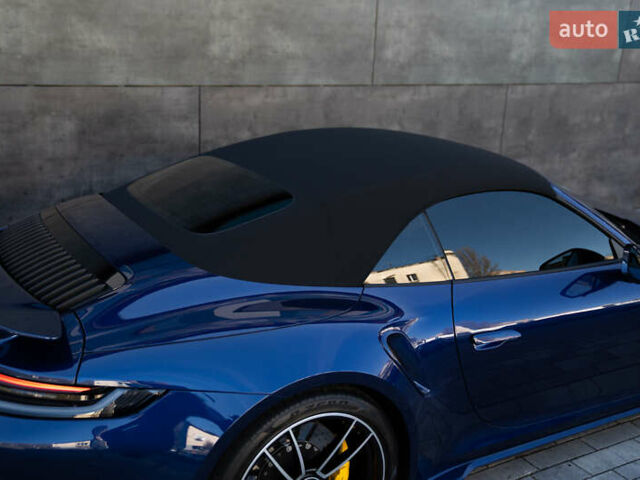 Синий Порше 911, объемом двигателя 3.75 л и пробегом 2 тыс. км за 329000 $, фото 8 на Automoto.ua