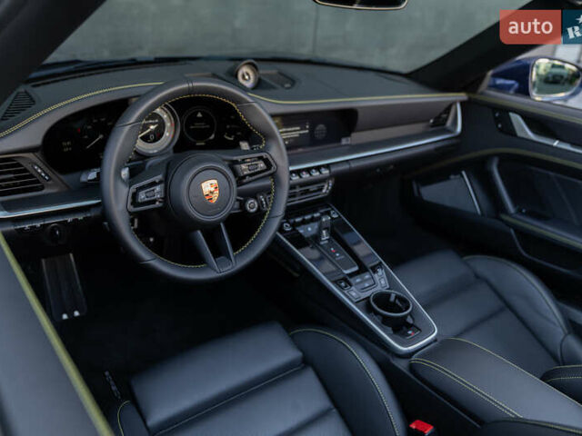 Синий Порше 911, объемом двигателя 3.75 л и пробегом 2 тыс. км за 329000 $, фото 17 на Automoto.ua