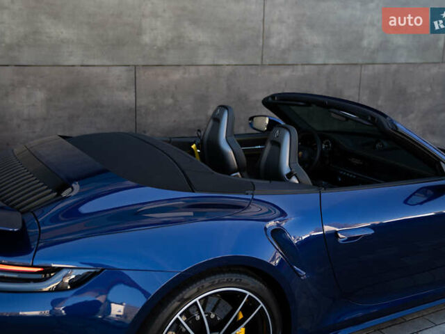 Синий Порше 911, объемом двигателя 3.75 л и пробегом 2 тыс. км за 329000 $, фото 9 на Automoto.ua