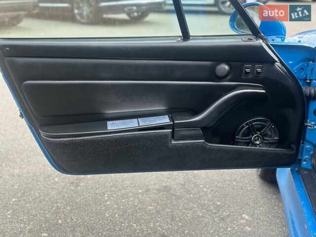 Синий Порше 911, объемом двигателя 3.6 л и пробегом 100 тыс. км за 125000 $, фото 7 на Automoto.ua