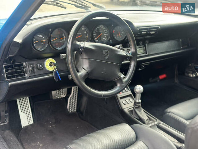 Синий Порше 911, объемом двигателя 3.6 л и пробегом 100 тыс. км за 125000 $, фото 8 на Automoto.ua