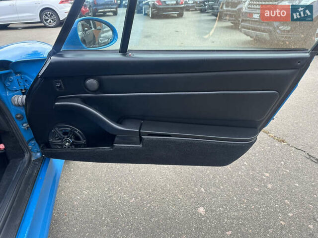 Синий Порше 911, объемом двигателя 3.6 л и пробегом 100 тыс. км за 125000 $, фото 16 на Automoto.ua