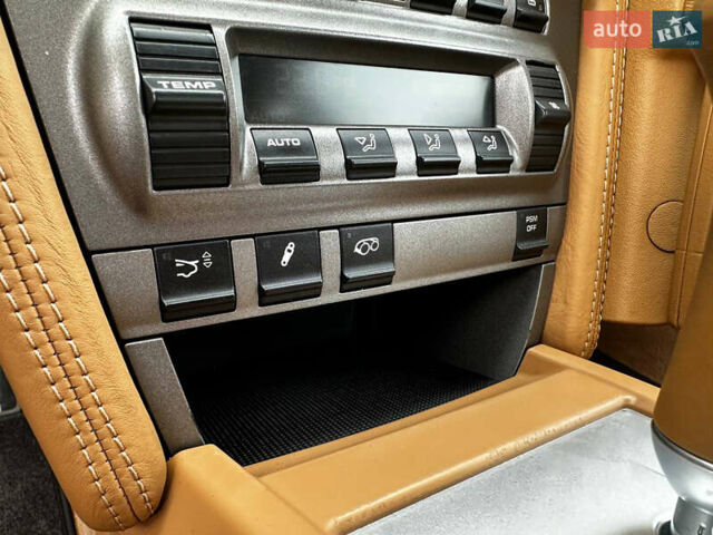 Синий Порше 911, объемом двигателя 3.8 л и пробегом 139 тыс. км за 59000 $, фото 29 на Automoto.ua