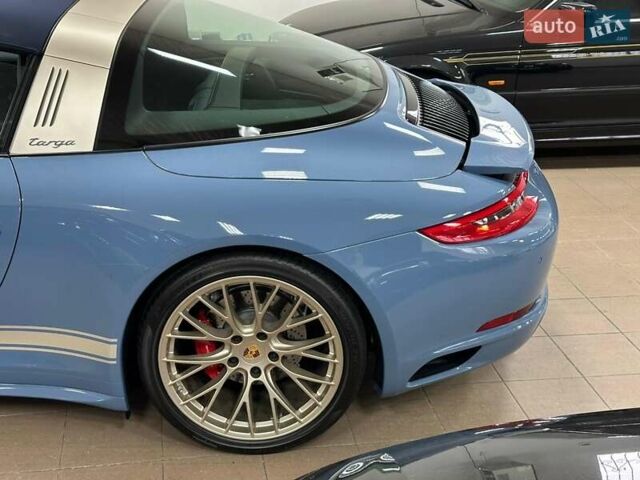 Синій Порше 911, об'ємом двигуна 2.98 л та пробігом 29 тис. км за 199900 $, фото 10 на Automoto.ua