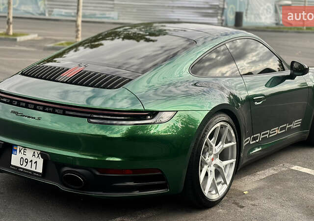 Зеленый Порше 911, объемом двигателя 2.98 л и пробегом 27 тыс. км за 139000 $, фото 2 на Automoto.ua