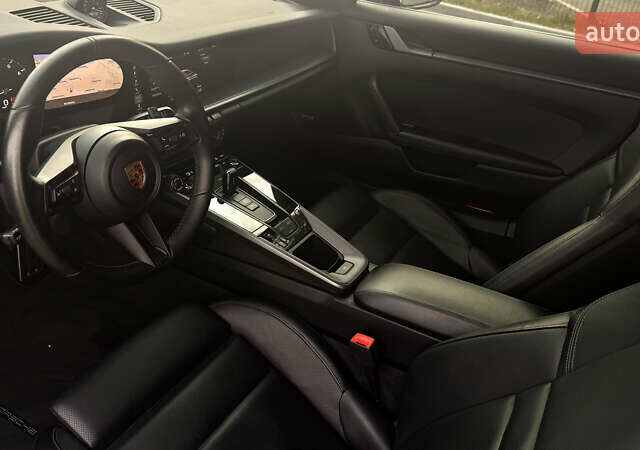 Зеленый Порше 911, объемом двигателя 2.98 л и пробегом 27 тыс. км за 139000 $, фото 4 на Automoto.ua
