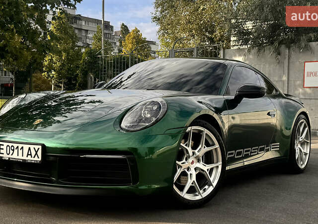 Зеленый Порше 911, объемом двигателя 2.98 л и пробегом 27 тыс. км за 139000 $, фото 10 на Automoto.ua