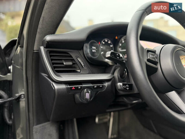 Зеленый Порше 911, объемом двигателя 2.98 л и пробегом 70 тыс. км за 119900 $, фото 33 на Automoto.ua