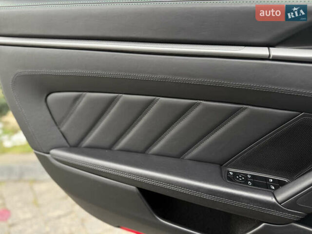 Зеленый Порше 911, объемом двигателя 2.98 л и пробегом 70 тыс. км за 119900 $, фото 29 на Automoto.ua