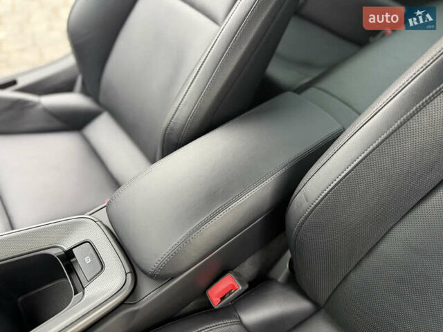 Зеленый Порше 911, объемом двигателя 2.98 л и пробегом 70 тыс. км за 119900 $, фото 39 на Automoto.ua