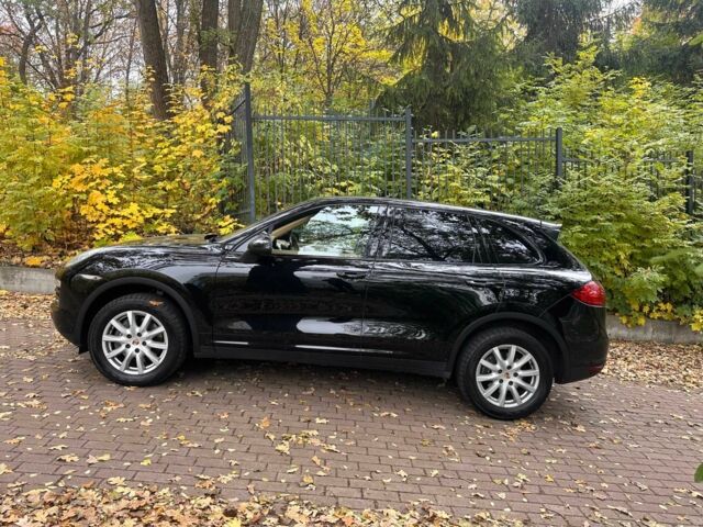 Черный Порше 959, объемом двигателя 3 л и пробегом 219 тыс. км за 25500 $, фото 2 на Automoto.ua