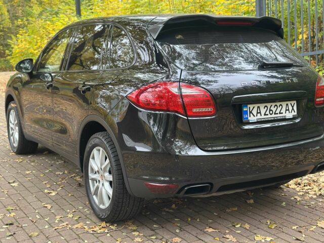 Черный Порше 959, объемом двигателя 3 л и пробегом 219 тыс. км за 25500 $, фото 18 на Automoto.ua