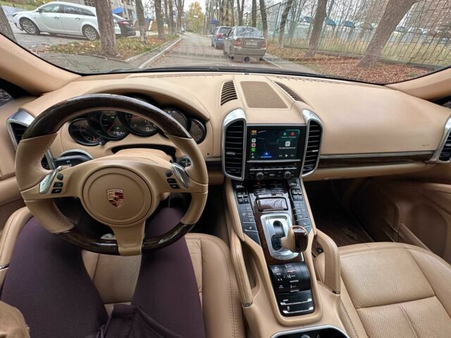 Черный Порше 959, объемом двигателя 3 л и пробегом 219 тыс. км за 25500 $, фото 8 на Automoto.ua