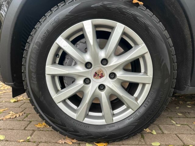 Черный Порше 959, объемом двигателя 3 л и пробегом 219 тыс. км за 25500 $, фото 4 на Automoto.ua