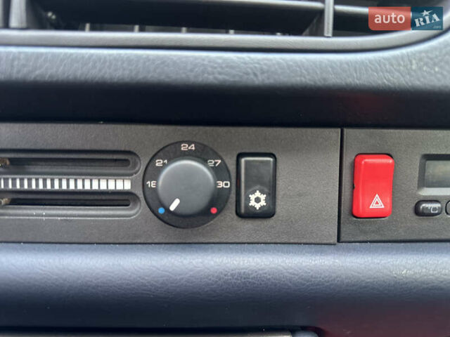 Синий Порше 968, объемом двигателя 2.99 л и пробегом 112 тыс. км за 39000 $, фото 20 на Automoto.ua