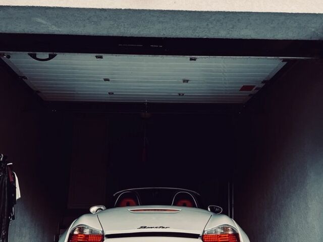 Белый Порше Бокстер, объемом двигателя 2.7 л и пробегом 145 тыс. км за 18999 $, фото 23 на Automoto.ua