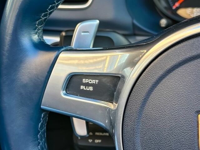 Білий Порше Boxster, об'ємом двигуна 3.44 л та пробігом 121 тис. км за 41500 $, фото 43 на Automoto.ua