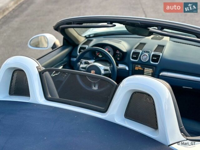 Білий Порше Boxster, об'ємом двигуна 3.44 л та пробігом 121 тис. км за 41500 $, фото 33 на Automoto.ua