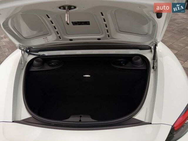 Белый Порше Бокстер, объемом двигателя 1.99 л и пробегом 11 тыс. км за 53500 $, фото 70 на Automoto.ua