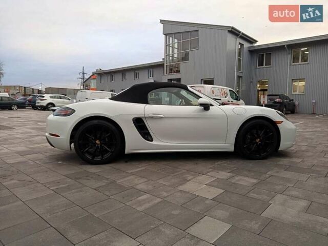 Белый Порше Бокстер, объемом двигателя 1.99 л и пробегом 11 тыс. км за 53500 $, фото 74 на Automoto.ua