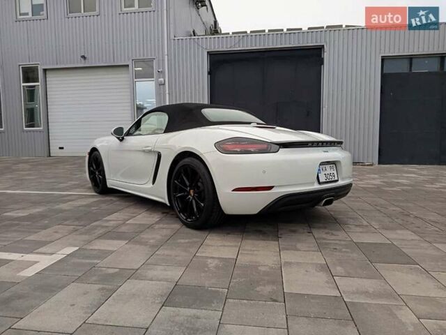 Белый Порше Бокстер, объемом двигателя 1.99 л и пробегом 11 тыс. км за 53500 $, фото 72 на Automoto.ua