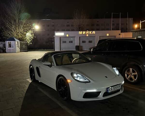 Белый Порше Бокстер, объемом двигателя 1.99 л и пробегом 11 тыс. км за 53500 $, фото 29 на Automoto.ua