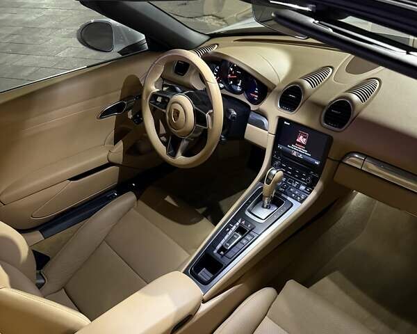 Белый Порше Бокстер, объемом двигателя 1.99 л и пробегом 11 тыс. км за 53500 $, фото 44 на Automoto.ua